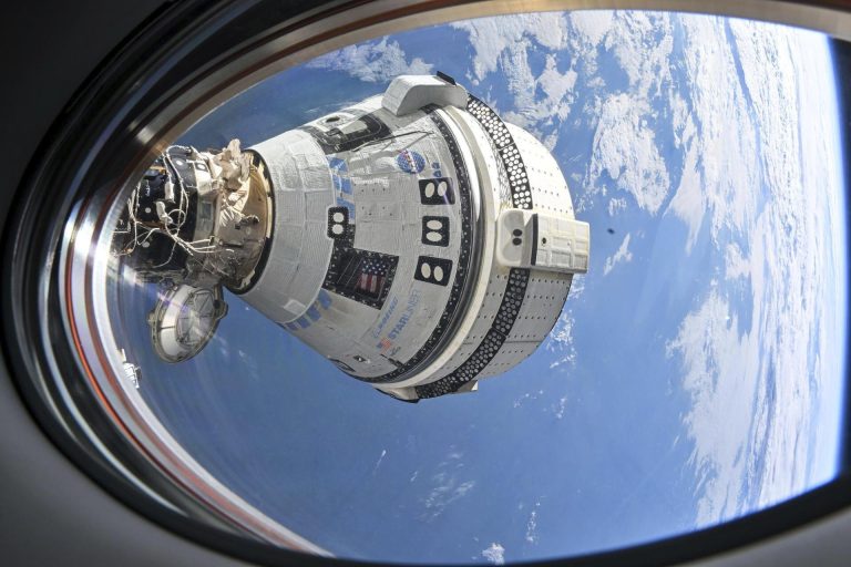 През 2027 г. гръцки астронавт ще лети до Международната космическа станция През 2027 г. гръцки астронавт ще лети до Международната космическа станция