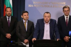 ДПС: „Прогресивна България“ запушиха устата на министър Демерджиев ДПС: „Прогресивна България“ запушиха устата на министър Демерджиев