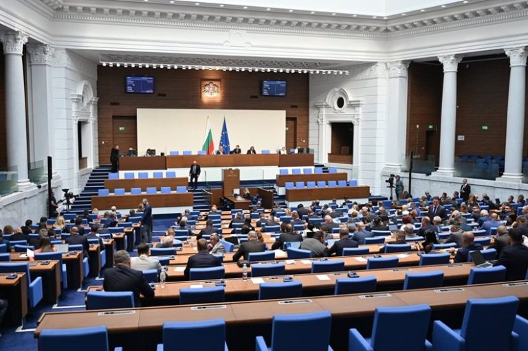 Парламентът одобри база за ремонт на генератори за F-16 в България Парламентът одобри база за ремонт на генератори за F-16 в България