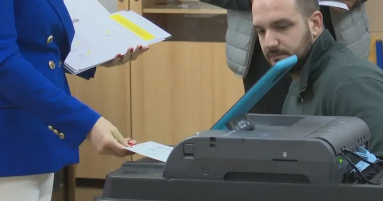 Бечитович, Цвиянович и Филипович водят за президентството на Босна