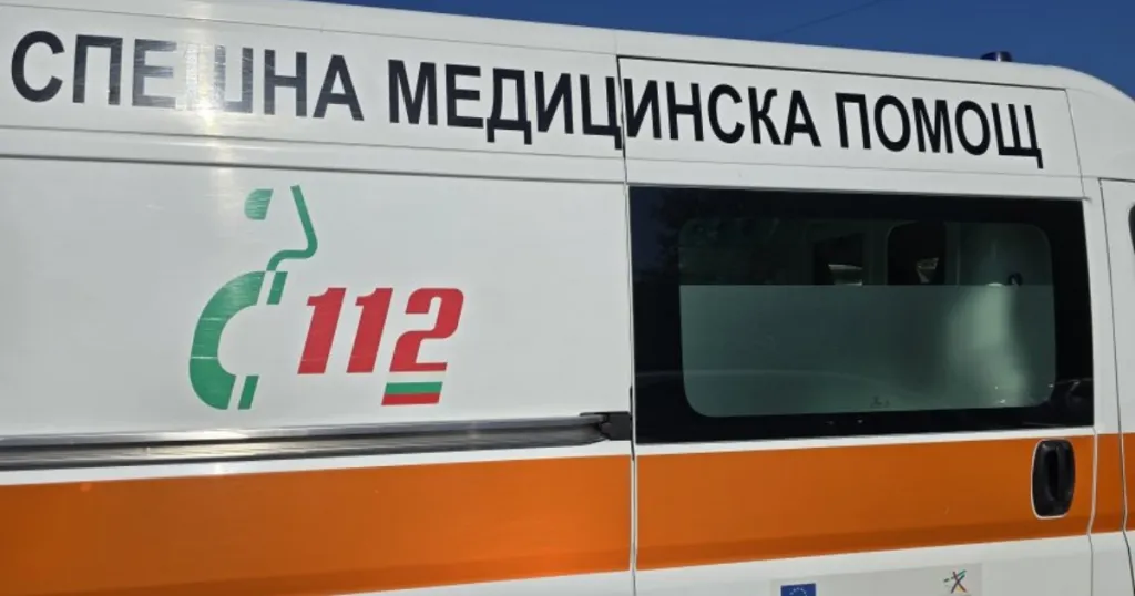Сблъсък с автомобил отне живота на моторист и затвори Айтоския проход