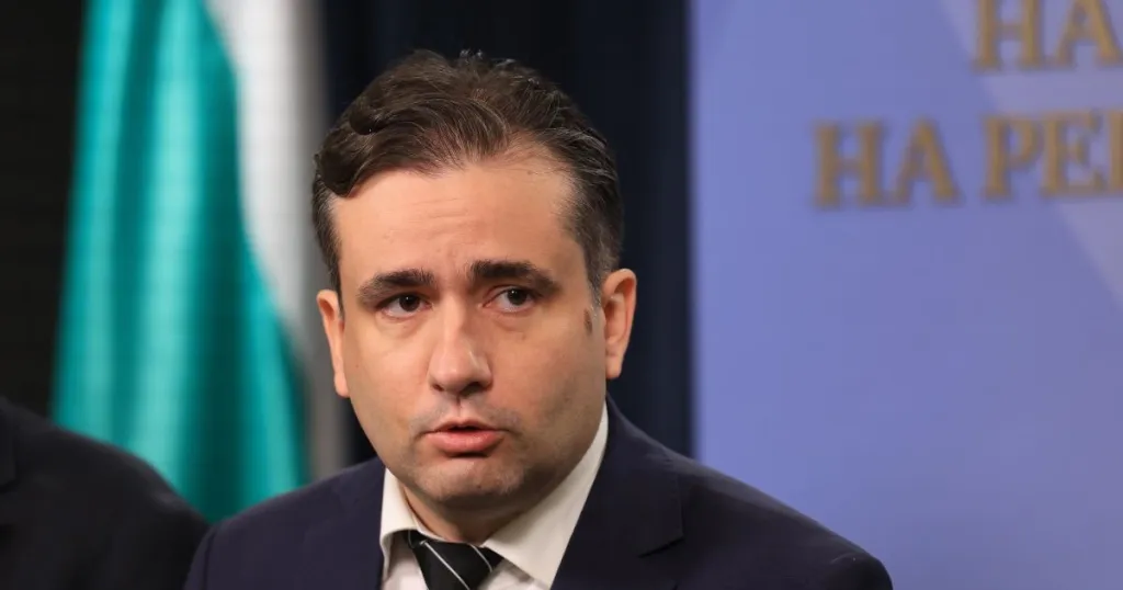 Божанов обяви, че ще се откаже от имунитета си