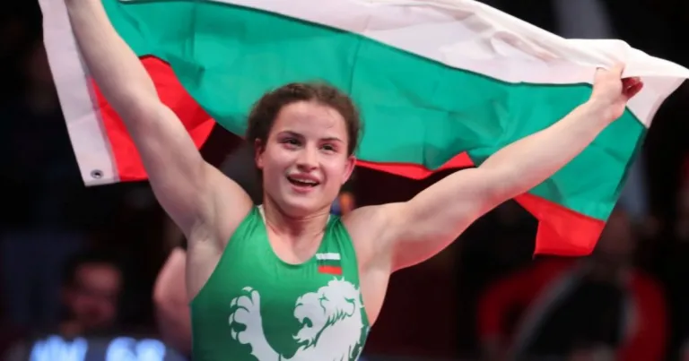 Дудова спечели бронза в Астана след победа с 4:2