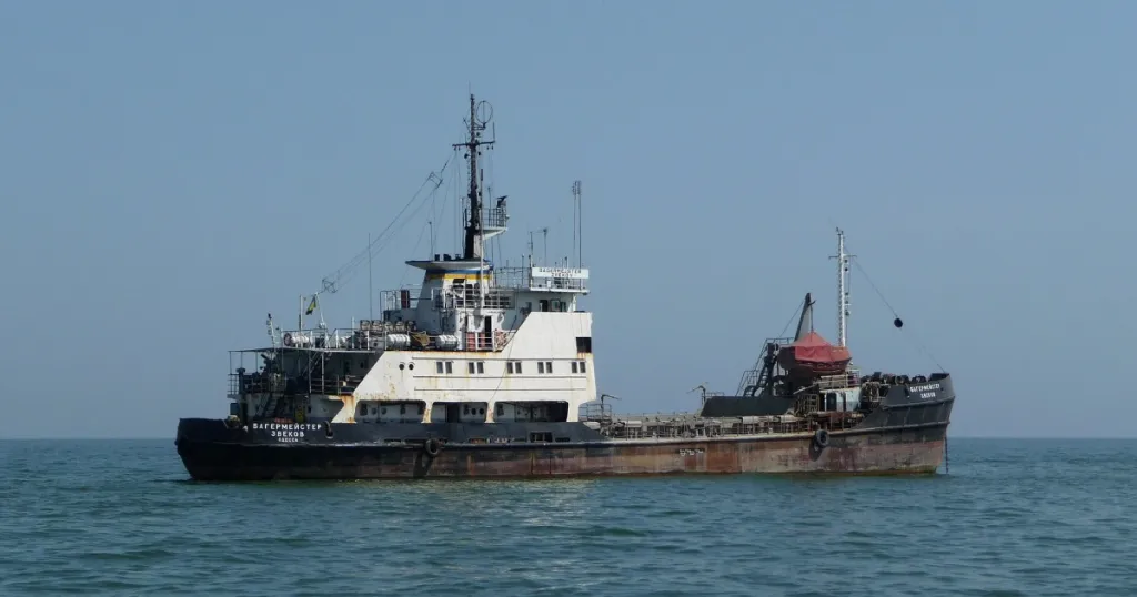 Рискът в Черно море оскъпи застраховките на корабите пет пъти