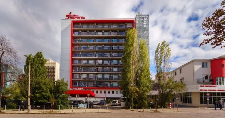 Прокуратурата разследва смъртта на 10-годишно дете в „Пирогов“ Прокуратурата разследва смъртта на 10-годишно дете в „Пирогов“