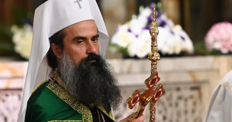 Патриарх Даниил заминава за Атон и ще оглави бдение за мъчениците Патриарх Даниил заминава за Атон и ще оглави бдение за мъчениците
