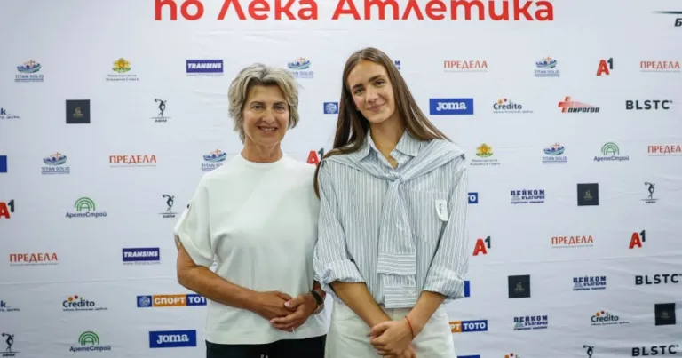 Виктория Ангелова получи стипендия от МОК за олимпийска подготовка Виктория Ангелова получи стипендия от МОК за олимпийска подготовка