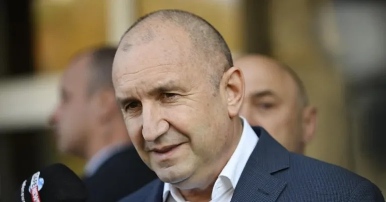 МС сваля публикациите за брифинга на Радев от сайта и Meta МС сваля публикациите за брифинга на Радев от сайта и Meta