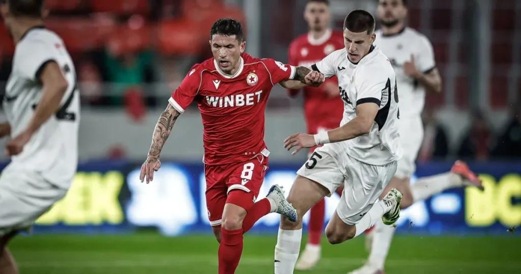 Лапоухов спаси дузпа, а ЦСКА и Славия откриха „Армията“ с 0:0