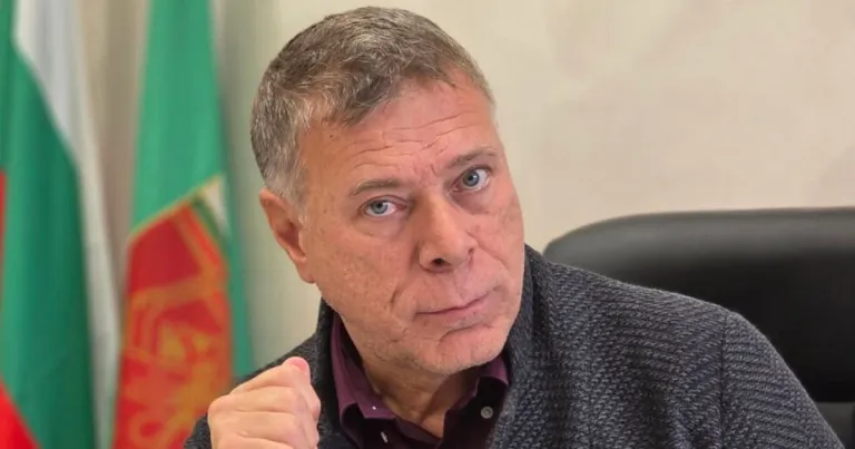 Николай Рашков внесе оставката си в ОИК преди заседанието на ВАС
