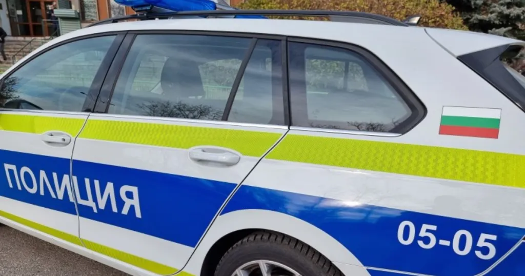 Полиция проверява поръчки в Белица и изземва документи от дома на кмета