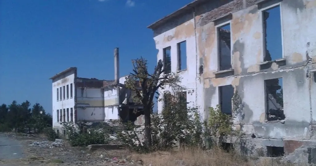 Кабинетът извади терените в Средец и Симеоновград от плановете за лагери