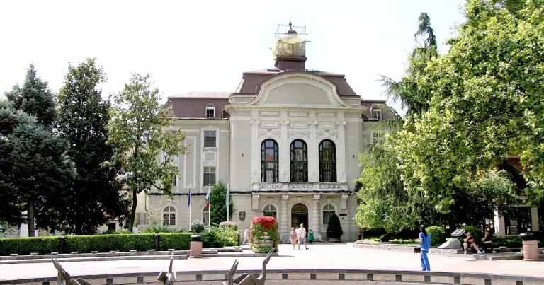 Ниската задлъжнялост запази рейтинга на Пловдив на BBB