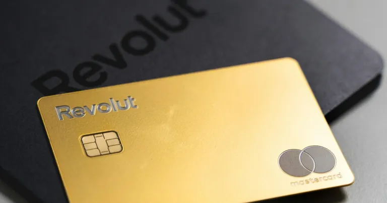 Проблем в лондонския център на Google Cloud засегна и Revolut Проблем в лондонския център на Google Cloud засегна и Revolut