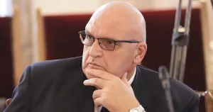 БЛС предлага електронна здравна карта преди всяка услуга