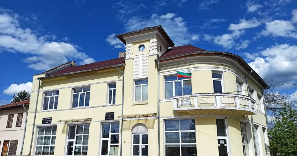 Катастрофа край Микре отне живота на 52-годишен шофьор