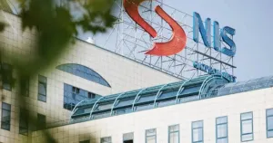 MOL подписа за руския дял в NIS, но сделката чака одобрения