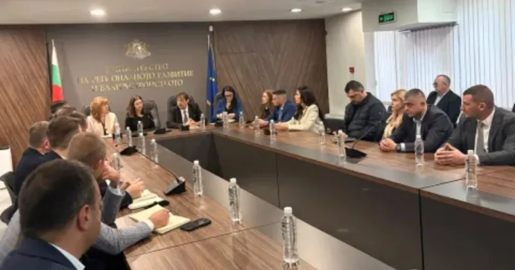 282 млн. евро ще обновят градския транспорт в София, съобщи Шишков
