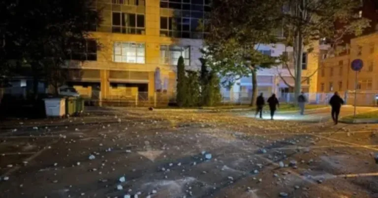 Ракети и дронове поразиха Киев и Днипро, засегнати са нежилищни обекти