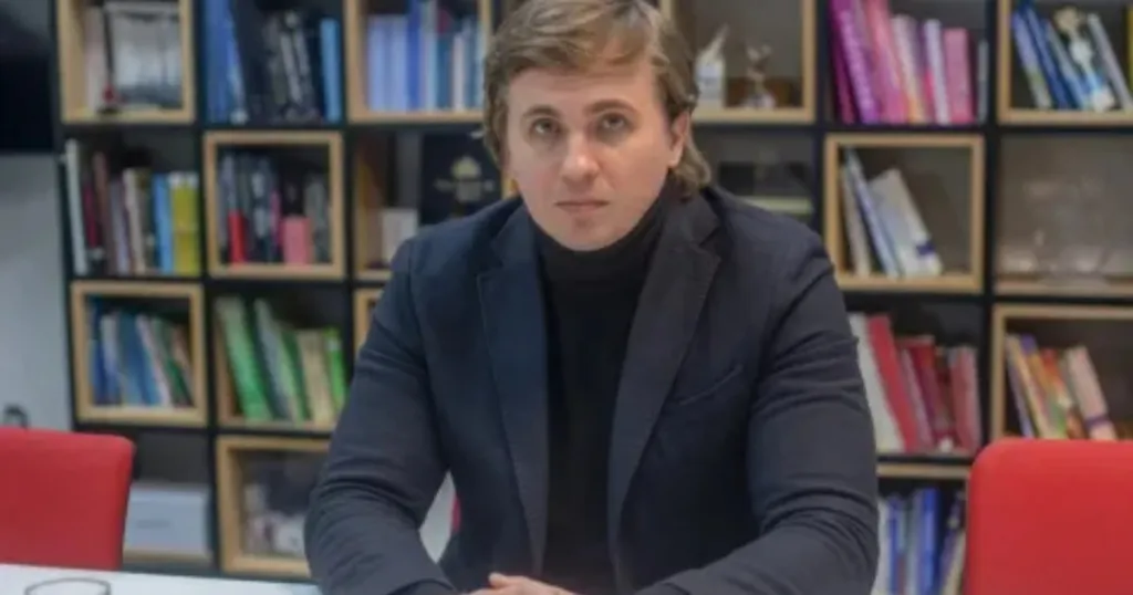 Консулът разговаря с Ткач, но украинският журналист остава задържан