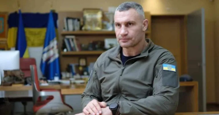 Киев търси резервни маршрути през Днепър за 20 млн. евро Киев търси резервни маршрути през Днепър за 20 млн. евро