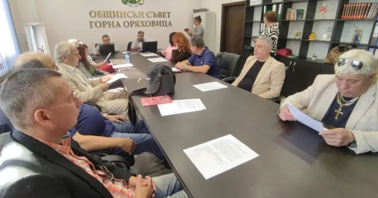 ОИК прекрати предсрочно пълномощията на кмета Николай Рашков ОИК прекрати предсрочно пълномощията на кмета Николай Рашков