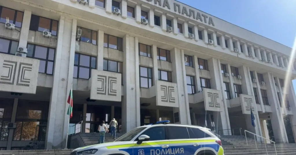Бомбени заплахи затвориха съдебната палата в Стара Загора за втори ден