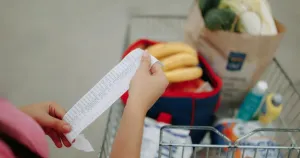 Зелената салата поскъпна с 47%, доматите – със 17% на едро