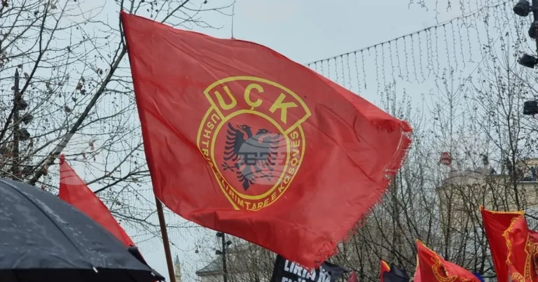 Прищина насрочи 19-и протест срещу присъдите на бившите командири на АОК Прищина насрочи 19-и протест срещу присъдите на бившите командири на АОК