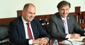 Найденов обсъди с американската камара участие в законодателни групи Найденов обсъди с американската камара участие в законодателни групи