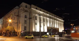 Граждани излязоха пред Съдебната палата срещу освобождаването на Николов