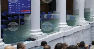 Третият опит за извънредно заседание на парламента също пропадна