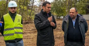 В „Лозенец“ започна изграждането на парк с амфитеатър и спортни зони