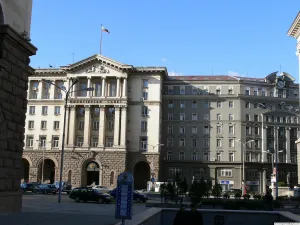 От яслите до изборите: кабинетът разглежда разходи по 32 точки