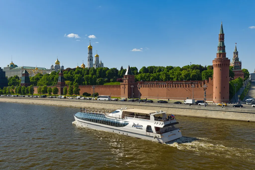 Ушаков изключи европейските представители от тристранните преговори