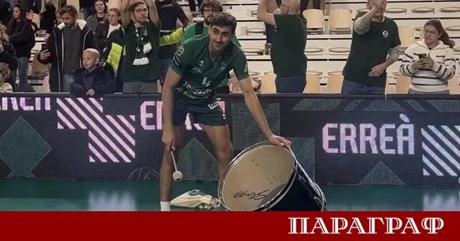 Волейболният национал на България Венислав Антов продължава с впечатляващото си