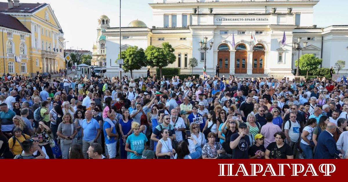 На 26 ноември 2025 г се проведе мащабен протест срещу
