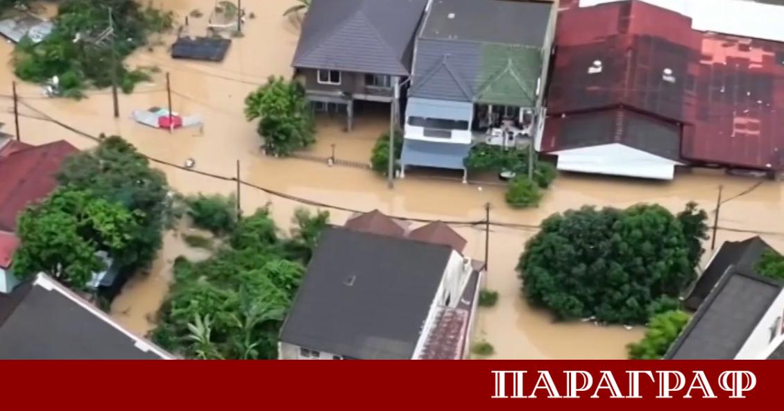 Тайланд е изправен пред едни от най тежките наводнения от десетилетия