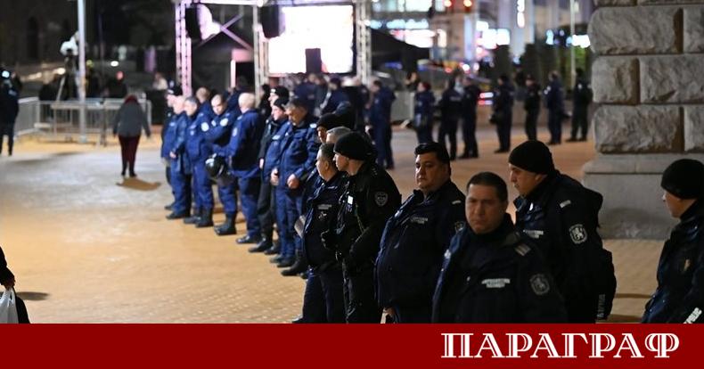 Министерският съвет взе решение за отпускане на коледни добавки от