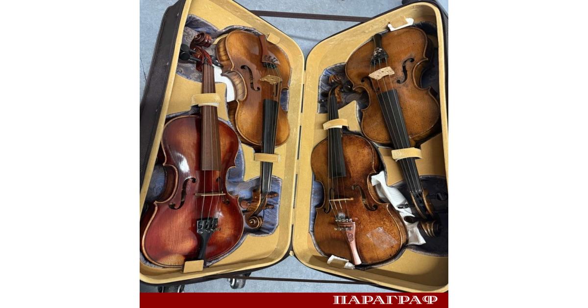 Митническите служители на Летище София пътници задържаха недекларирани цигулки и принадлежности