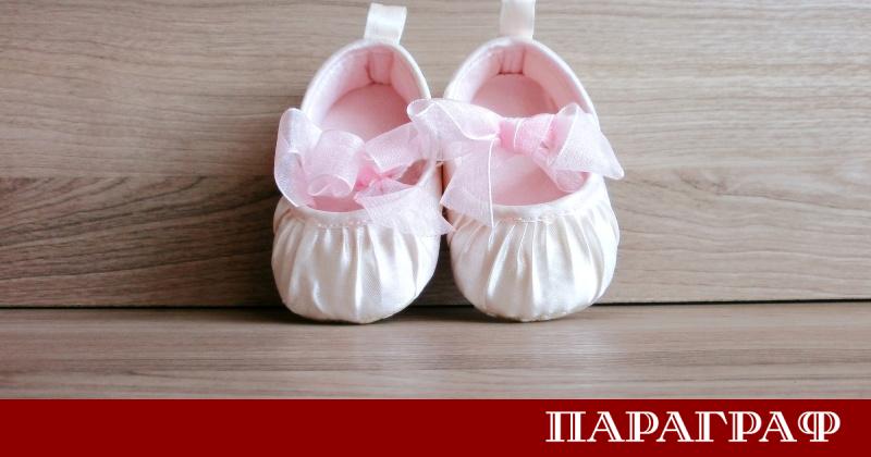 Репортерът и водещ на БНТ 1 Йоана Миланова посрещна първородната