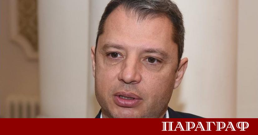 Държавата изпитва недостиг на средства поради неразумно харчене в последните