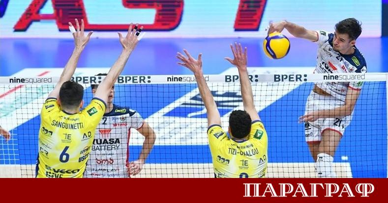 Българските волейболни национали Мартин Атанасов Георги Татаров и Илия Петков