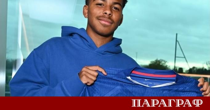 Исаго Силва големият син на футболната звезда Тиаго Силва официално