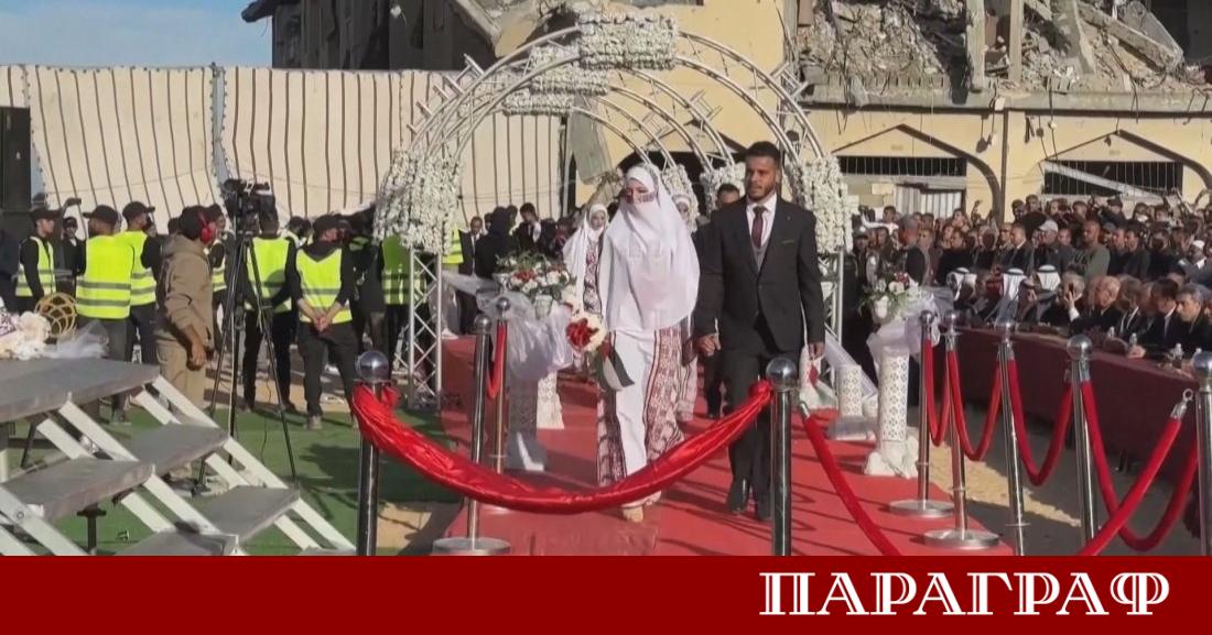 Петдесет и четири палестински двойки се ожениха днес Церемонията се