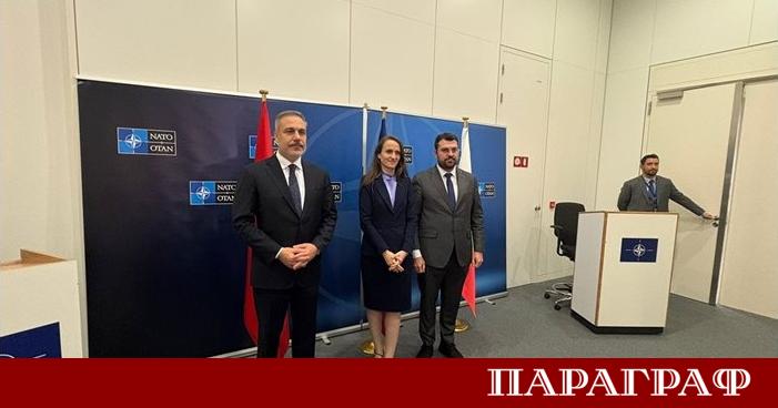 Външните министри на България Румъния и Турция проведоха тристранна среща