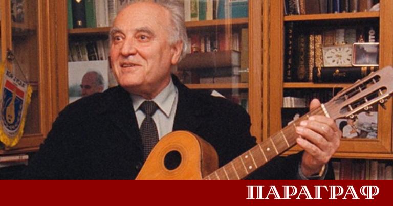 На 20 декември 1990 г броени дни преди Коледа България