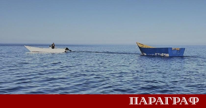 Трагичен инцидент разтърси Егейско море Осемнадесет мигранти загинаха след като