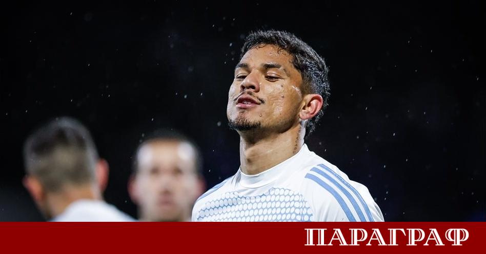 Бразилският нападател Евертон Бала който отбеляза два гола за победата