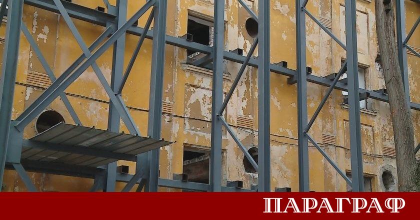 Девет години след опустошителния пожар започна реставрацията на изгорелите тютюневи